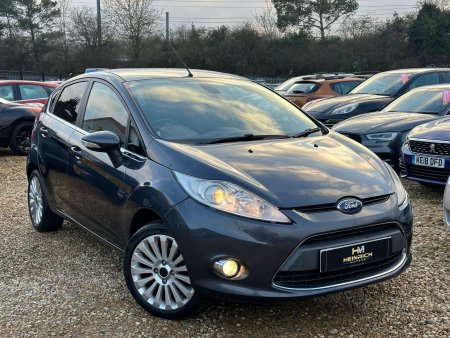 FORD FIESTA 1.4 TDCi Titanium 5dr